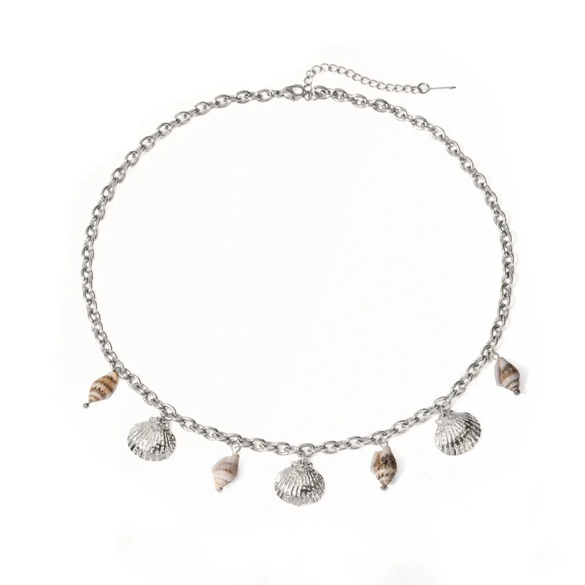 Collana con conchiglia marina estiva in oro 18k