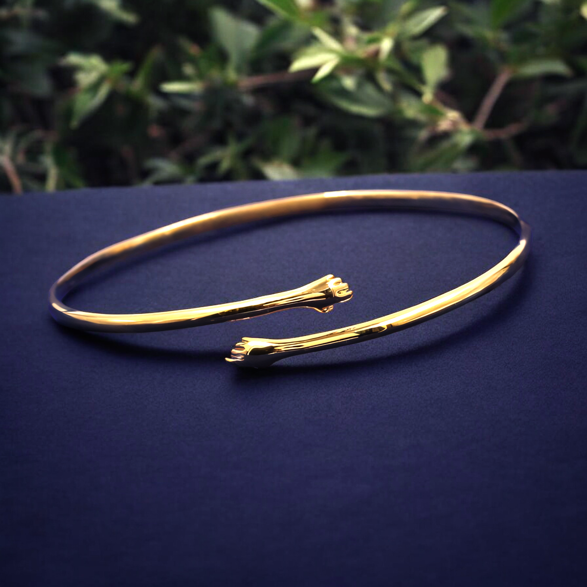 Romantyczna bransoletka bangle „Ciepły uścisk”