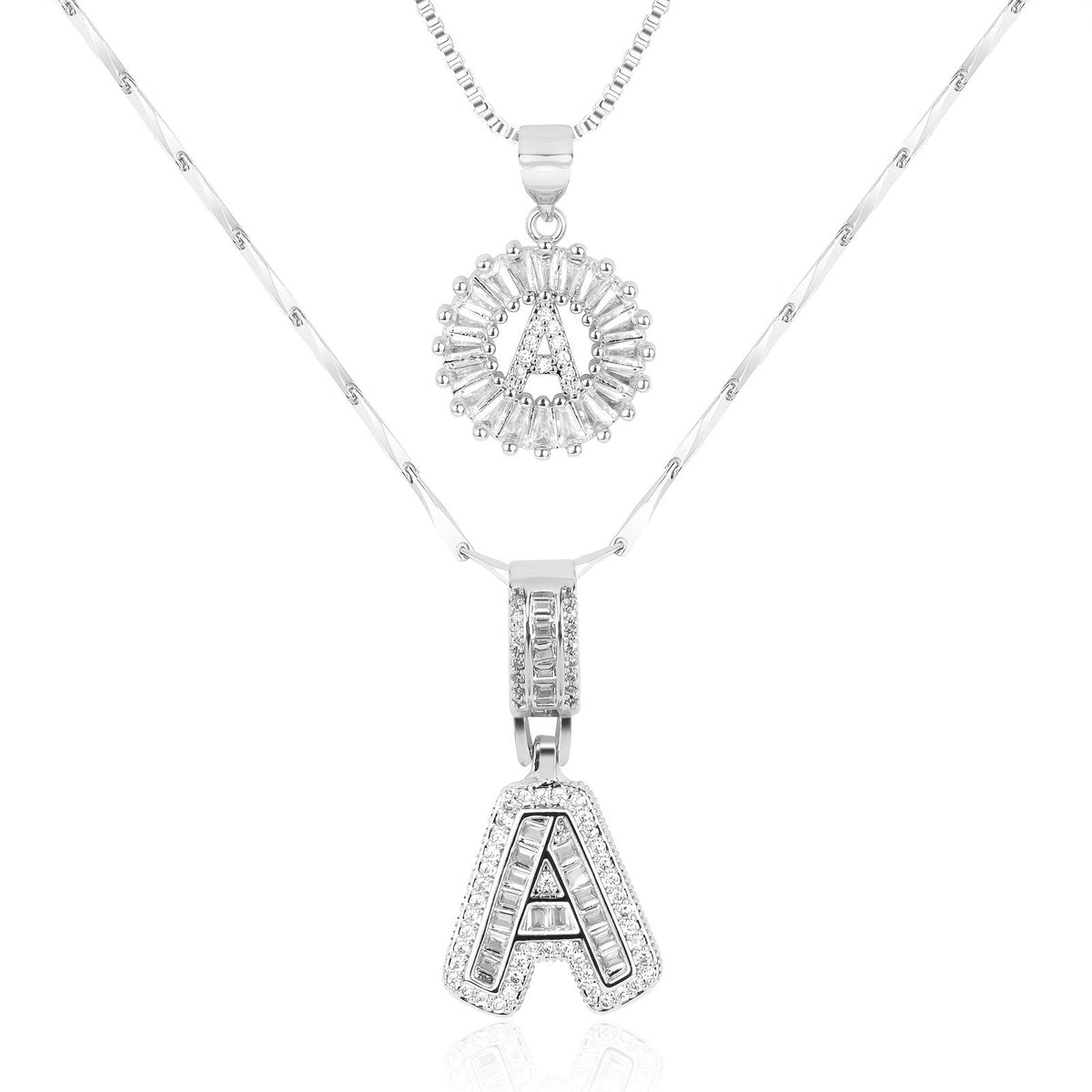 Juego de 2 collares de 14k con inicial de diamante