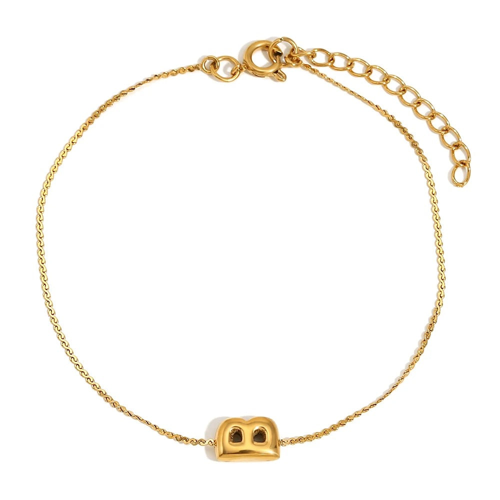 Bracelet délicat à initiale en lettres bulles