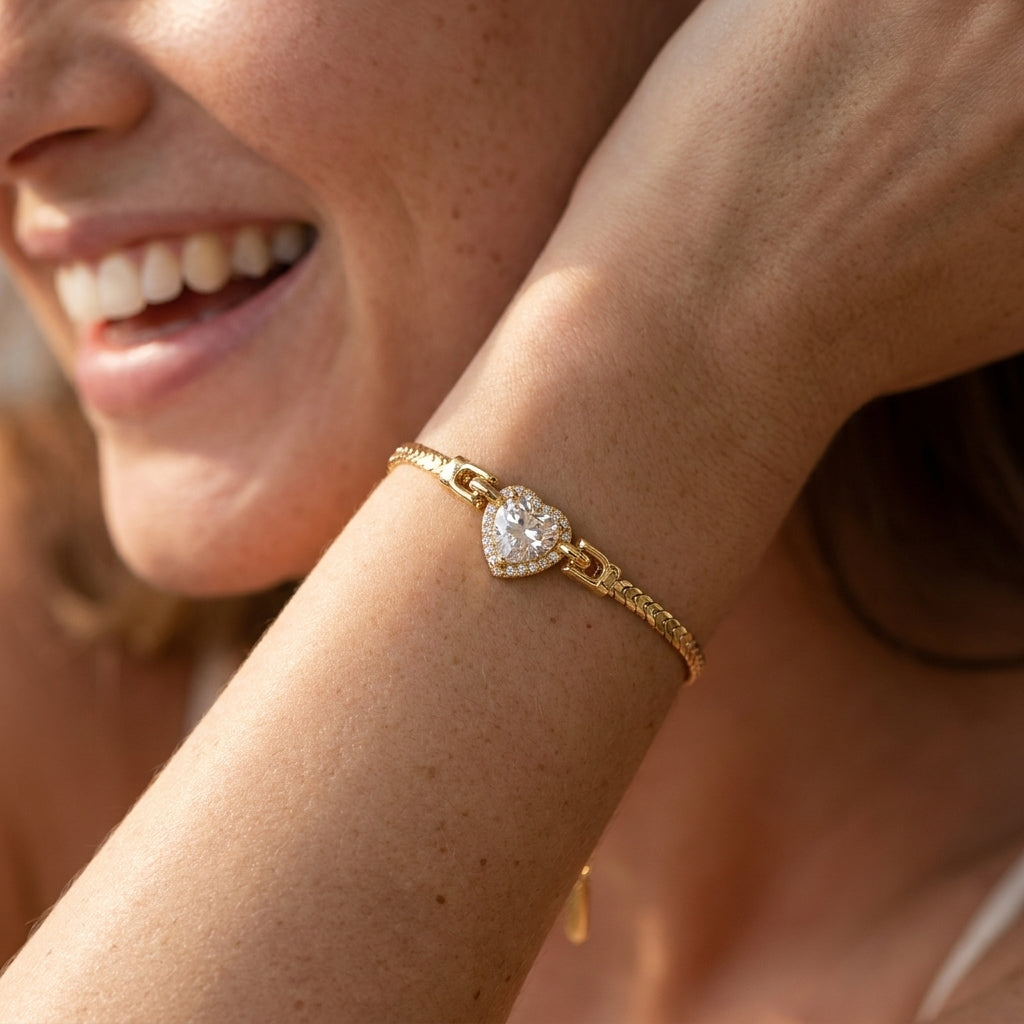 Elegancka bransoletka 14k z łańcuszkiem typu snake i sercem z cyrkoniami
