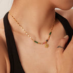 Collana delicata con pendente a sole di ispirazione boho