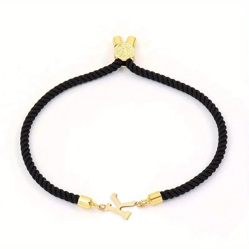 Bracelets réglables à initiales en lettres serif inclinées