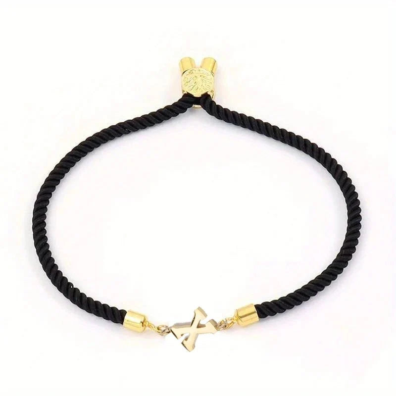 Bracelets réglables à initiales en lettres serif inclinées