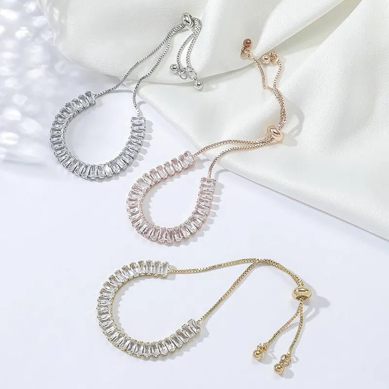 Regulowane bransoletki tenisowe z kryształami o szlifie baguette