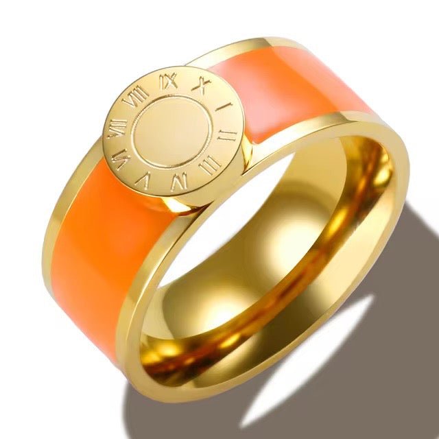 Elegancka bransoletka bangle z cyframi rzymskimi i pierścionkami