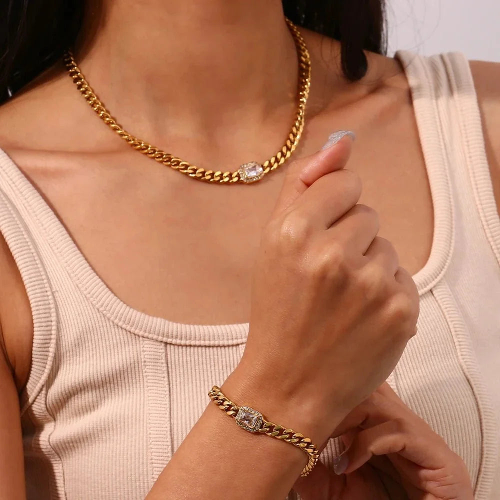 Naszyjnik typu choker i bransoletka z łańcuszkiem kubańskim oraz diamentami o szlifie kwadratowym