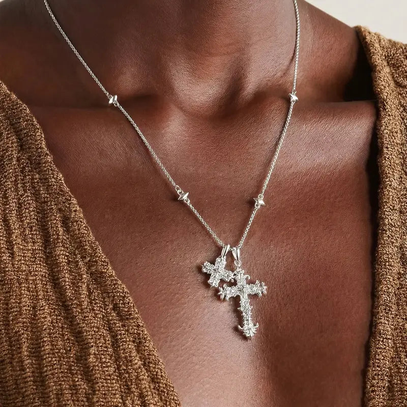 Collier croix floral 18k rehaussé de diamants