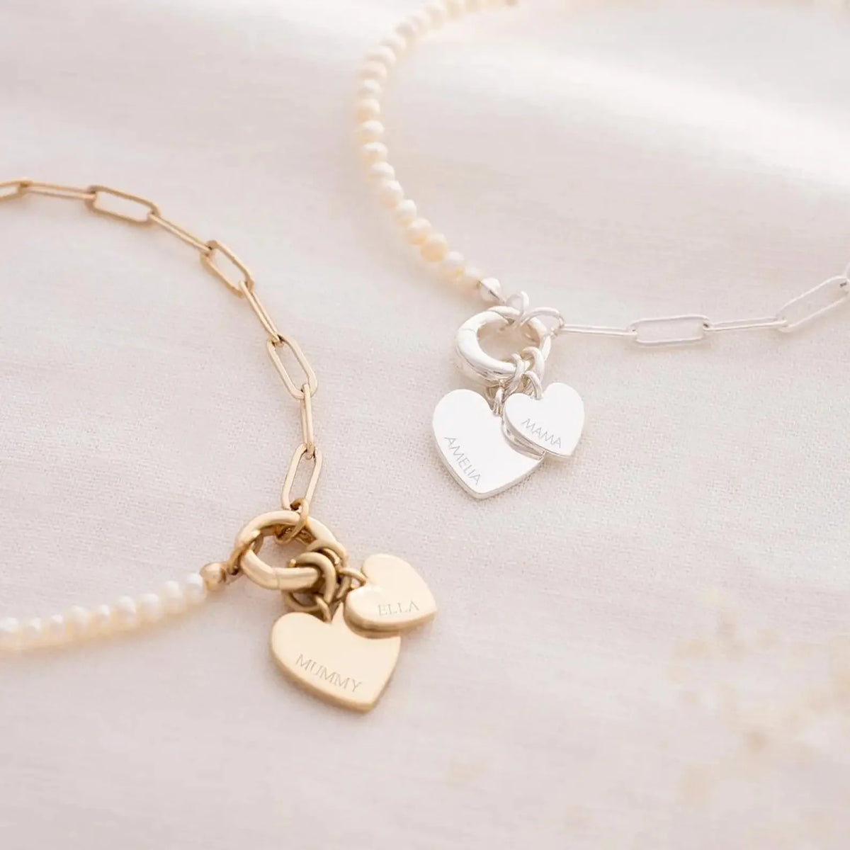 Bracelet délicat personnalisé à double cœur en perles et chaîne trombone