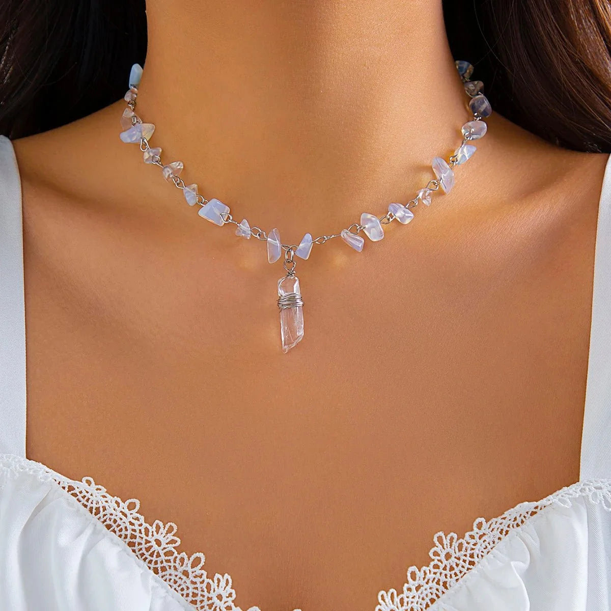 Choker con pietra a cristallo di ghiaccio