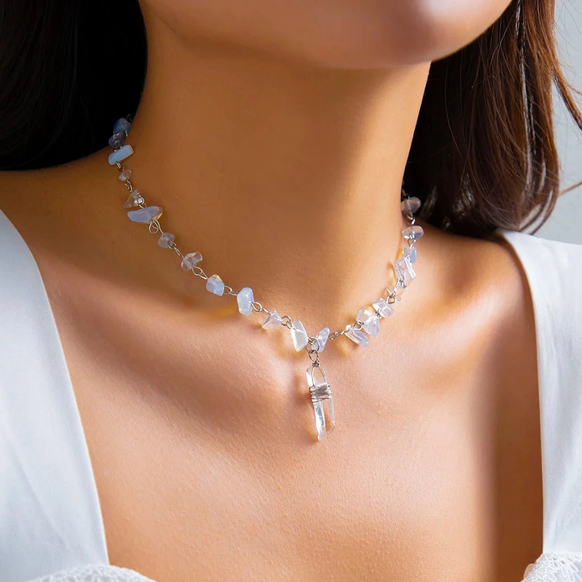 Choker con pietra a cristallo di ghiaccio