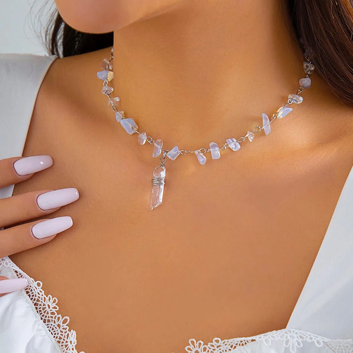 Choker con pietra a cristallo di ghiaccio
