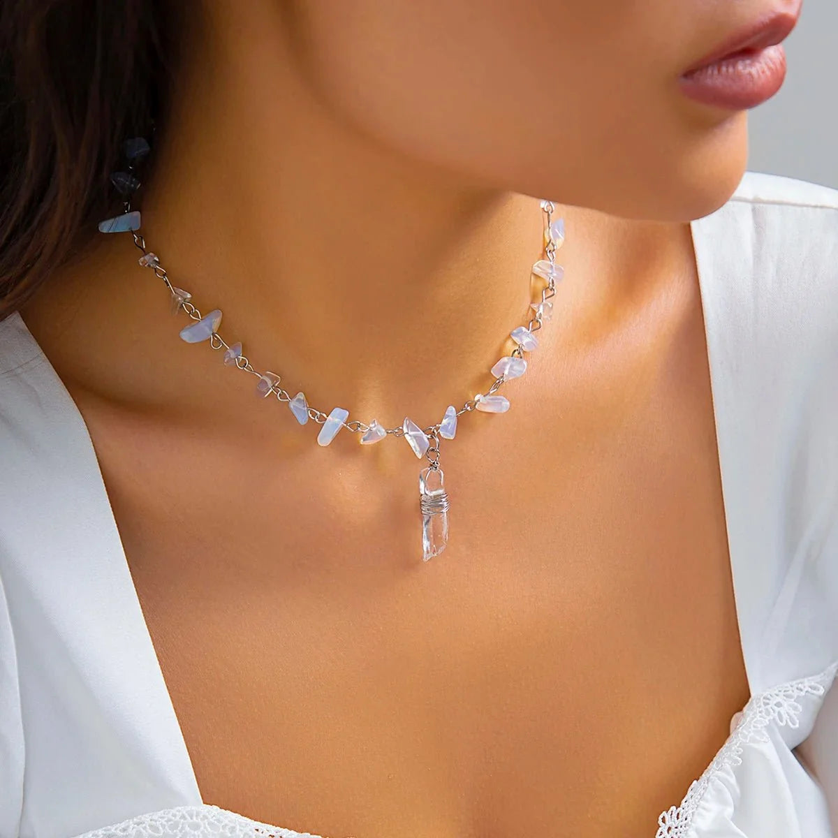 Choker con pietra a cristallo di ghiaccio