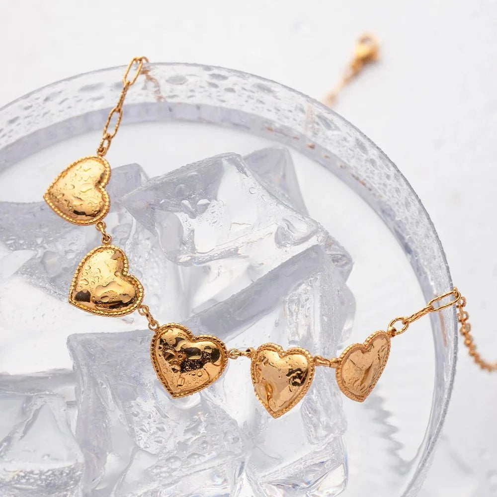 Romantic Five Heart Pendant Necklace