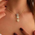Collana con segno zodiacale incastonato di zirconi